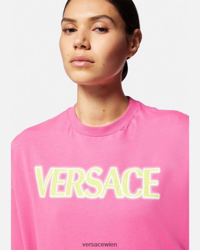 Rosa T-Shirt mit Distressed-Logo Versace Frauen Kleidung 8N4XJD152