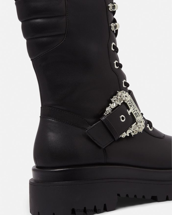 Schwarz zeichnete Kampfstiefel mit Barockschnalle Versace Frauen Schuh 8N4XJD2270