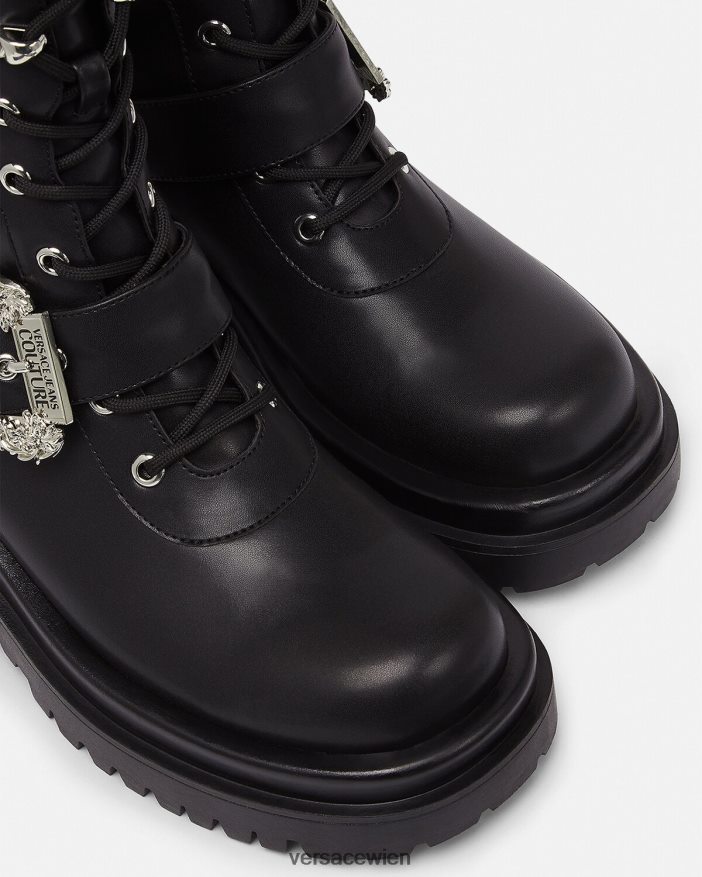 Schwarz zeichnete Kampfstiefel mit Barockschnalle Versace Frauen Schuh 8N4XJD2270